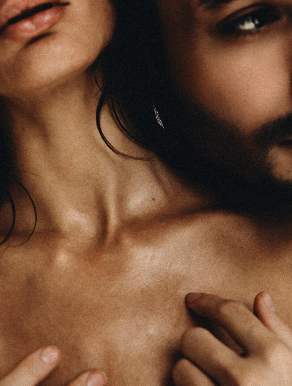 Couple close together, skin to skin